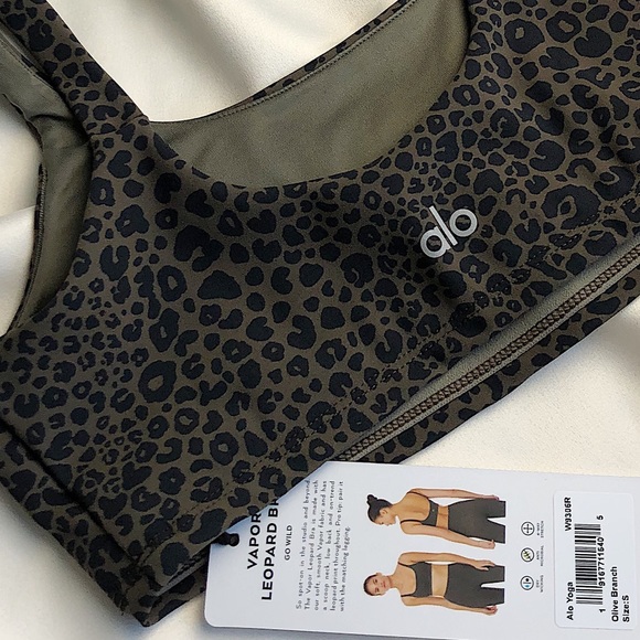 ALO - Vapor Leopard Bra - Picture 2 of 8